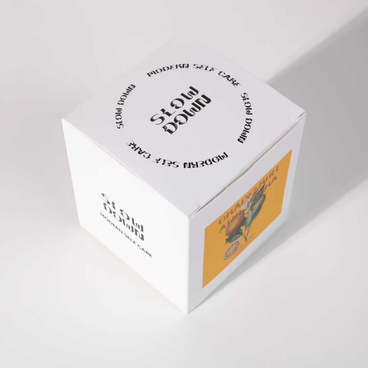 COCONUT WAX CANDLE | GRAPEFRUIT + TONKA