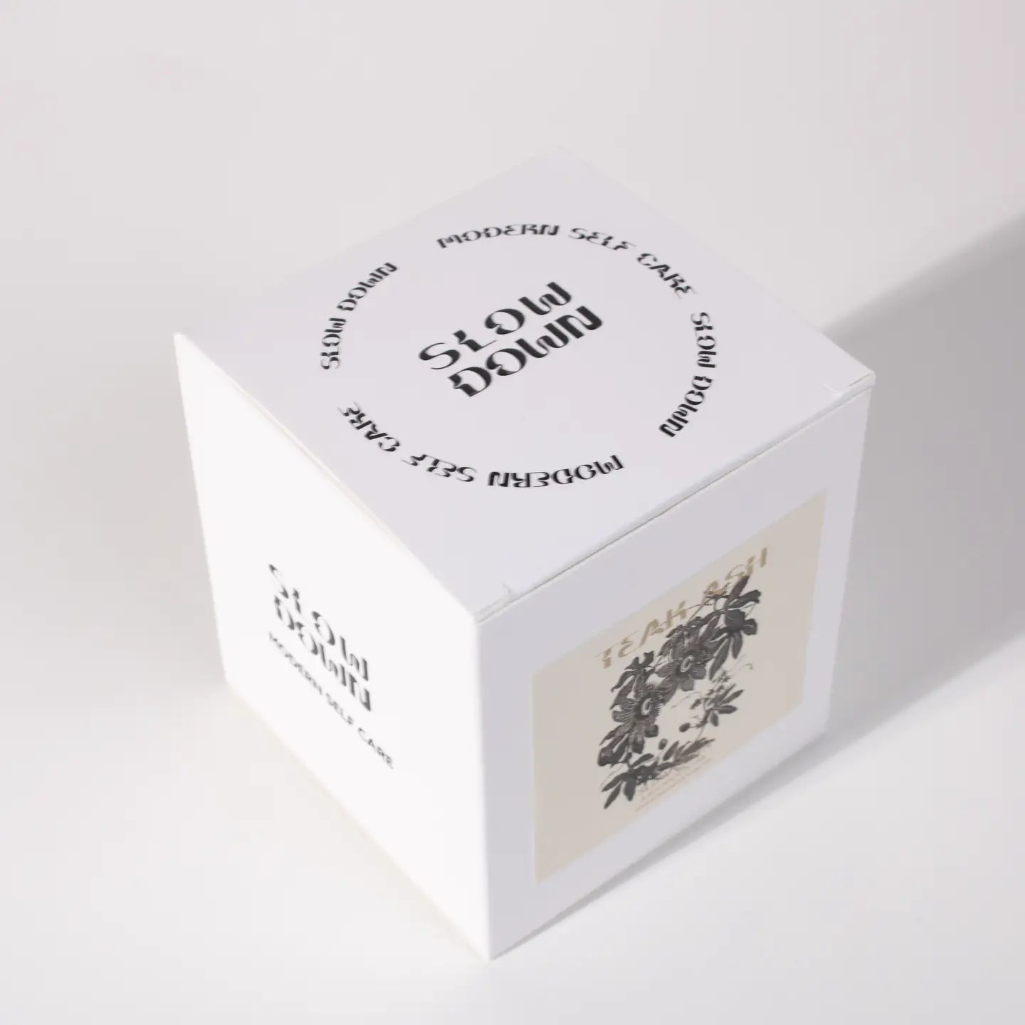 COCONUT WAX CANDLE | TEAK ASH