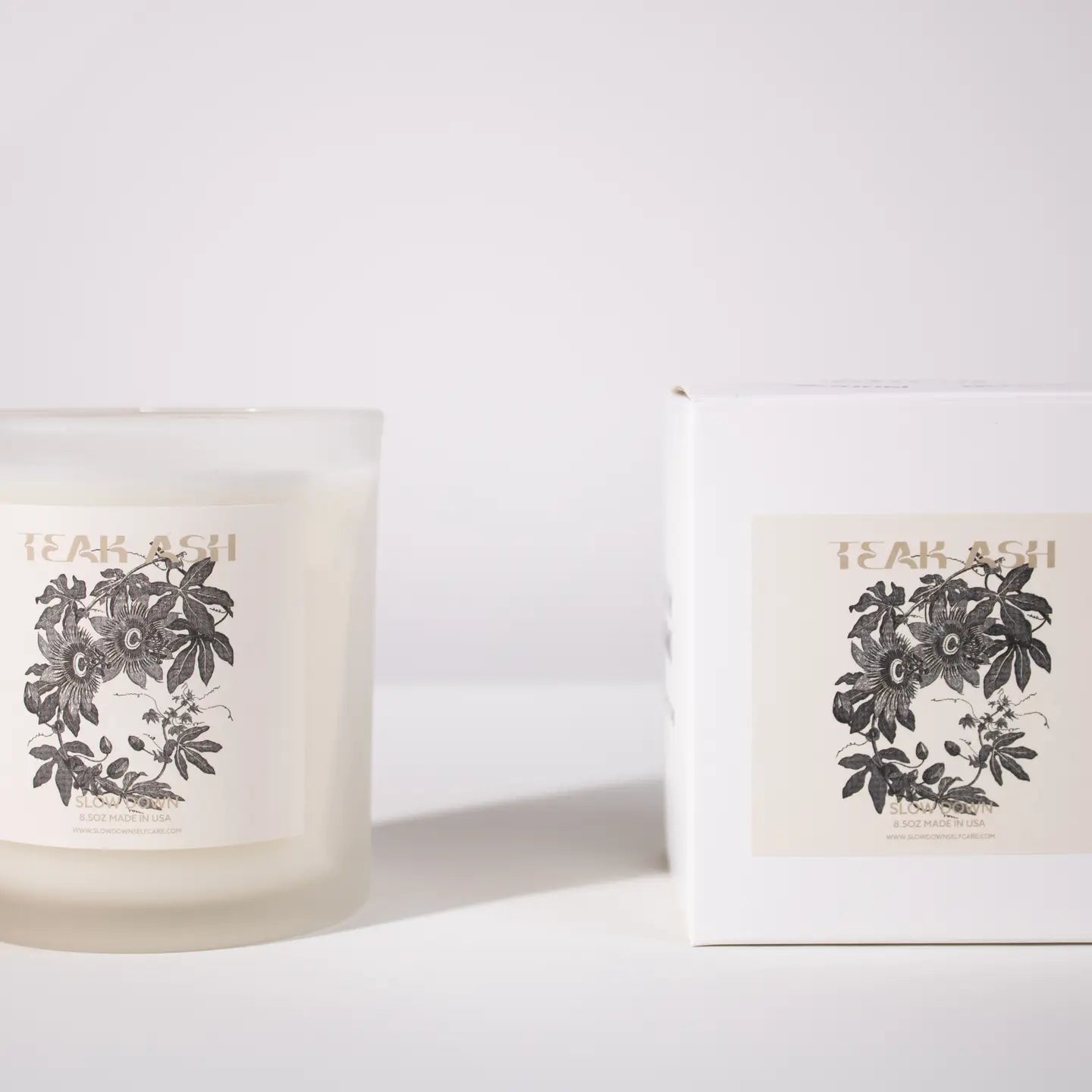 COCONUT WAX CANDLE | TEAK ASH