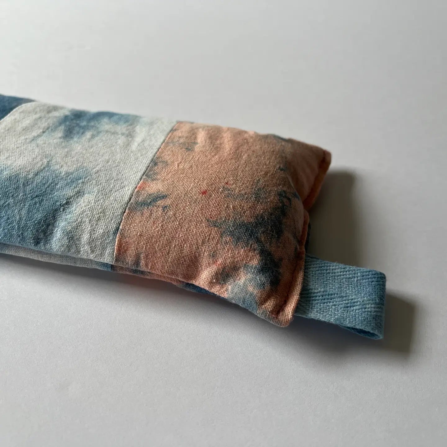 LAVENDER WEIGHTED EYE PILLOW - 'DAYTIME'