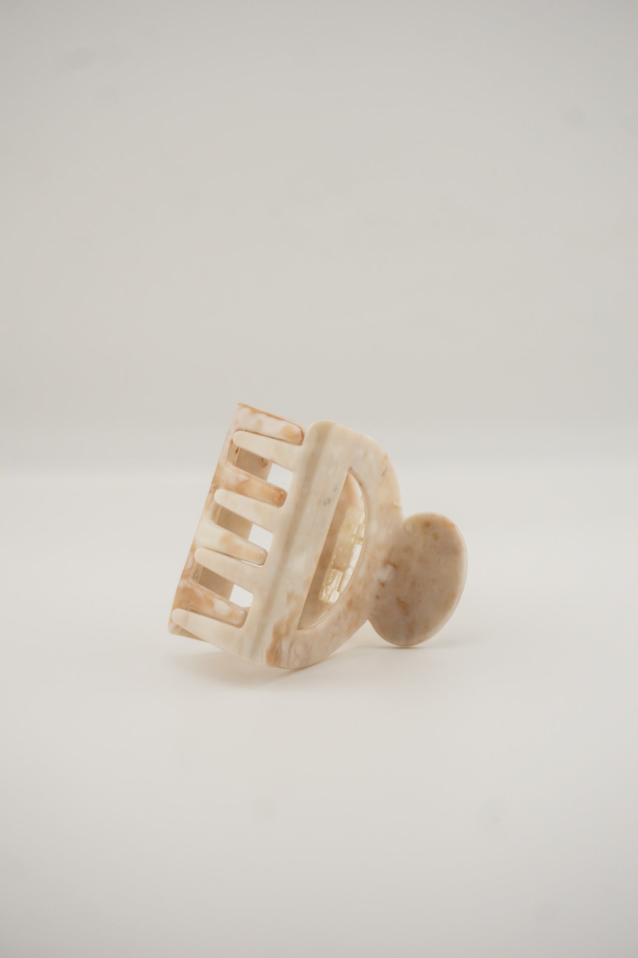 Marbled Ivory Claw Clips