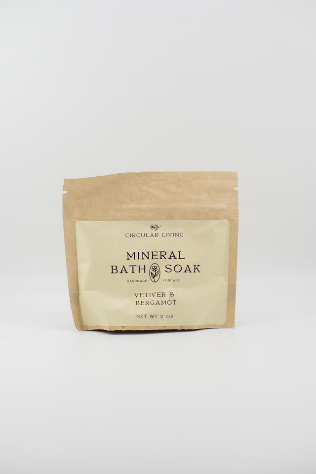 MINERAL BATH SOAK - VETIVER & BERGAMOT