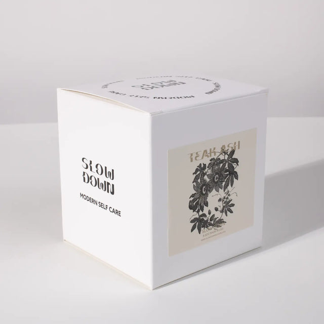 COCONUT WAX CANDLE | TEAK ASH
